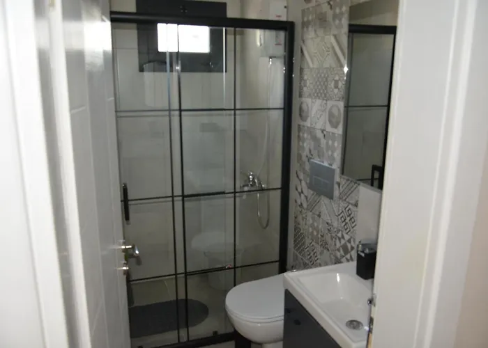 شقة Fethiyede Evinizdeki Rahatligin Adresi 4 Oda 1 Salon 8 Yatak 2 Banyo Ihtiyaciniz Olan Tuem Esyalar Vardir