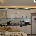 Fethiyede Evinizdeki Rahatlığın Adresi 4 1 Salon 8 Yatak 2 Banyo Ihtiyacınız Olan Tüm Eşyalar Vardır *