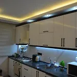 Fethiyede Evinizdeki Rahatlığın Adresi 4 1 Salon 8 Yatak 2 Banyo Ihtiyacınız Olan Tüm Eşyalar Vardır Daire *