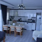 Fethiyede Evinizdeki Rahatligin Adresi 4 1 Salon 8 Yatak 2 Banyo Ihtiyaciniz Olan Tuem Esyalar Vardir