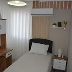 Fethiyede Evinizdeki Rahatlığın Adresi 4 1 Salon 8 Yatak 2 Banyo Ihtiyacınız Olan Tüm Eşyalar Vardır Daire *