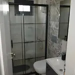Daire Fethiyede Evinizdeki Rahatlığın Adresi 4 1 Salon 8 Yatak 2 Banyo Ihtiyacınız Olan Tüm Eşyalar Vardır