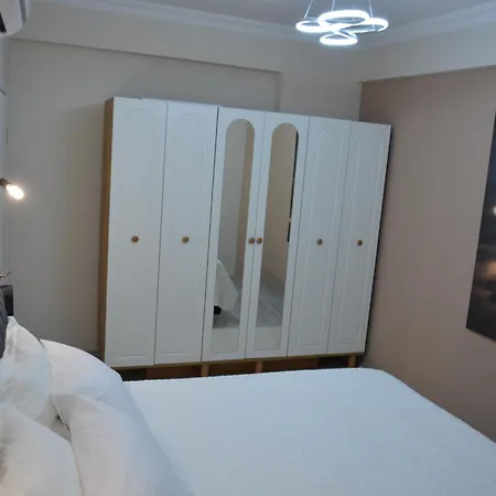 Fethiyede Evinizdeki Rahatligin Adresi 4 1 Salon 8 Yatak 2 Banyo Ihtiyaciniz Olan Tuem Esyalar Vardir * Fethiye