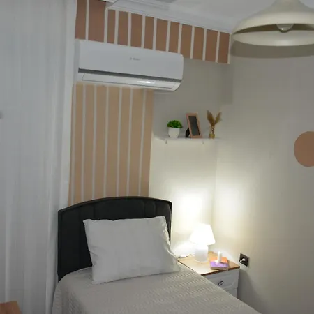 Apartment Fethiyede Evinizdeki Rahatligin Adresi 4 1 Salon 8 Yatak 2 Banyo Ihtiyaciniz Olan Tuem Esyalar Vardir *