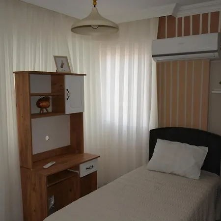 Fethiyede Evinizdeki Rahatligin Adresi 4 1 Salon 8 Yatak 2 Banyo Ihtiyaciniz Olan Tuem Esyalar Vardir Apartment