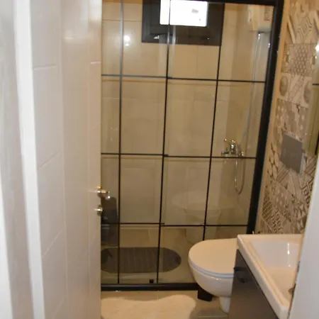 Apartment Fethiyede Evinizdeki Rahatligin Adresi 4 1 Salon 8 Yatak 2 Banyo Ihtiyaciniz Olan Tuem Esyalar Vardir Fethiye