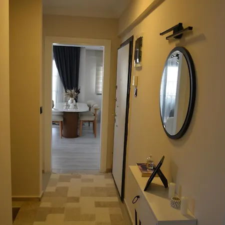 Fethiyede Evinizdeki Rahatligin Adresi 4 1 Salon 8 Yatak 2 Banyo Ihtiyaciniz Olan Tuem Esyalar Vardir * Fethiye