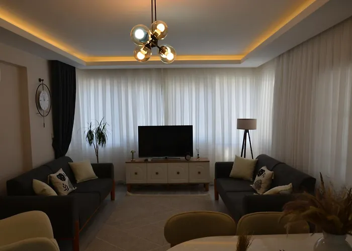 Fethiyede Evinizdeki Rahatligin Adresi 4 Oda 1 Salon 8 Yatak 2 Banyo Ihtiyaciniz Olan Tuem Esyalar Vardir * 费特希耶