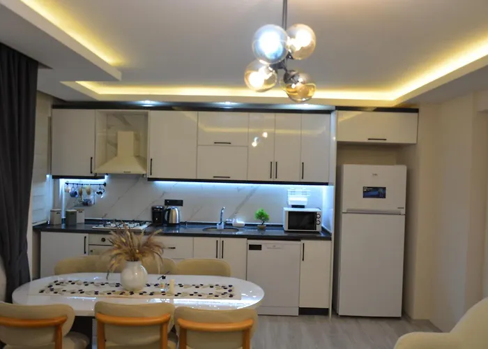 公寓 Fethiyede Evinizdeki Rahatligin Adresi 4 Oda 1 Salon 8 Yatak 2 Banyo Ihtiyaciniz Olan Tuem Esyalar Vardir