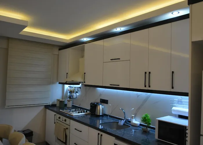 Fethiyede Evinizdeki Rahatligin Adresi 4 Oda 1 Salon 8 Yatak 2 Banyo Ihtiyaciniz Olan Tuem Esyalar Vardir 公寓 *