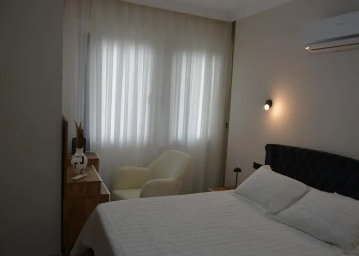 Fethiyede Evinizdeki Rahatligin Adresi 4 Oda 1 Salon 8 Yatak 2 Banyo Ihtiyaciniz Olan Tuem Esyalar Vardir Apartmán *