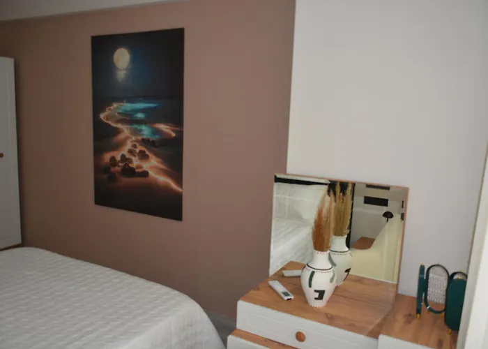 Fethiyede Evinizdeki Rahatligin Adresi 4 Oda 1 Salon 8 Yatak 2 Banyo Ihtiyaciniz Olan Tuem Esyalar Vardir 公寓