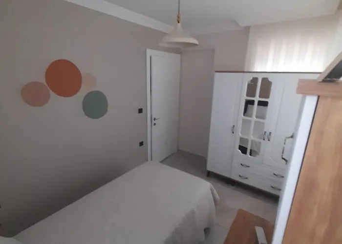 Apartmán Fethiyede Evinizdeki Rahatligin Adresi 4 Oda 1 Salon 8 Yatak 2 Banyo Ihtiyaciniz Olan Tuem Esyalar Vardir