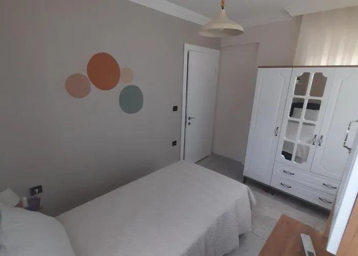 Fethiyede Evinizdeki Rahatligin Adresi 4 Oda 1 Salon 8 Yatak 2 Banyo Ihtiyaciniz Olan Tuem Esyalar Vardir 公寓 *