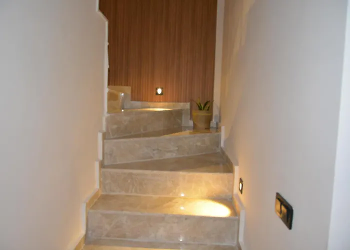 Fethiyede Evinizdeki Rahatligin Adresi 4 Oda 1 Salon 8 Yatak 2 Banyo Ihtiyaciniz Olan Tuem Esyalar Vardir