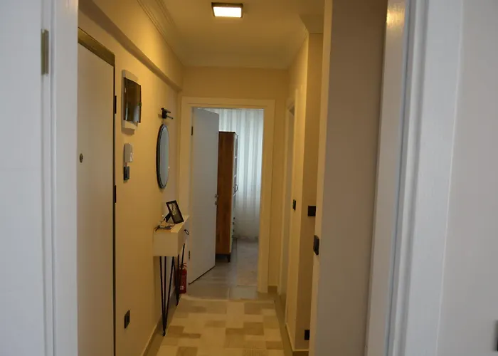 Fethiyede Evinizdeki Rahatligin Adresi 4 Oda 1 Salon 8 Yatak 2 Banyo Ihtiyaciniz Olan Tuem Esyalar Vardir 公寓 费特希耶